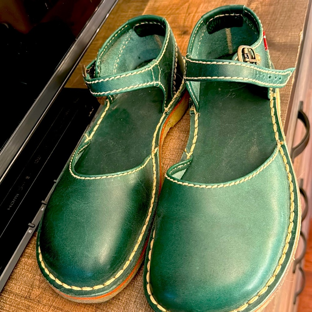Size 42 Duckfeet MOLS
